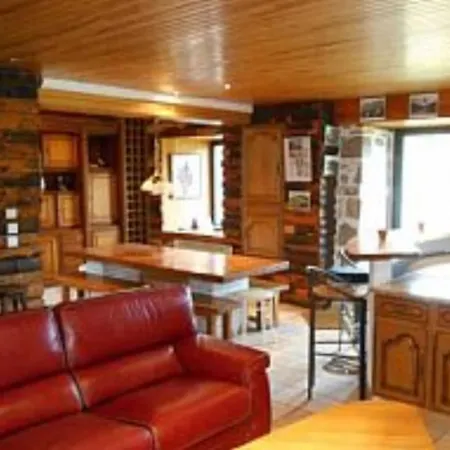 Maison Au Giraldes Puy Mary Volcan Casa de Férias